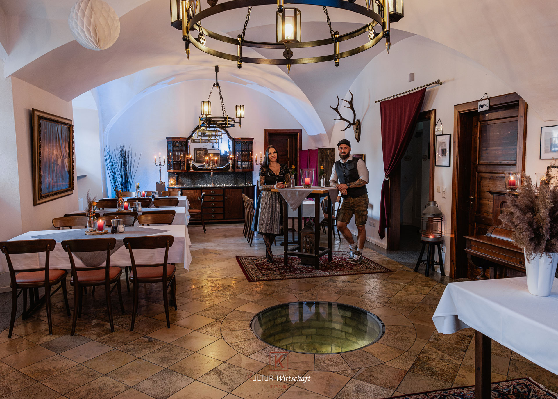 authentisch, bayerisch, urig, traditionell, familär, gesellig, gemütlich, warm